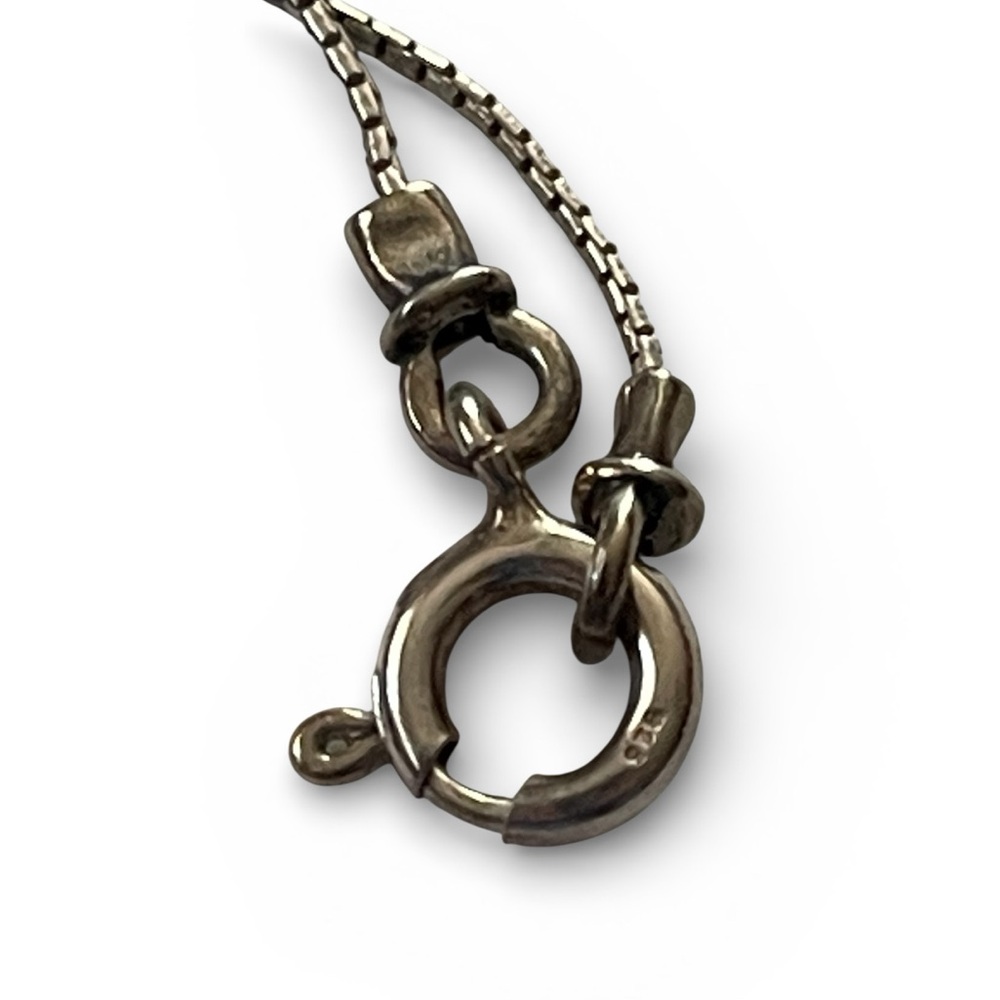 Signed Silpada Retired 925 Sterling Silver “Heart on the Line” Pendant Necklace - Picture 7 of 7